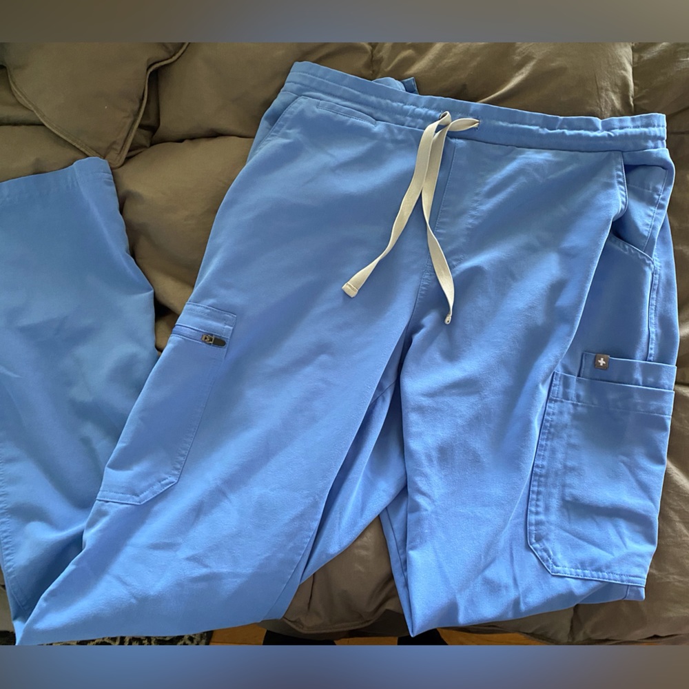 Figs scrub pants Sz M/T (2)